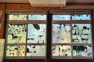 コナン駅待合室装飾