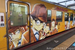 コナン列車 探偵車両 側面
