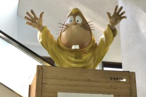 ねずみ男のオブジェ