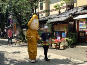 散歩するねずみ男