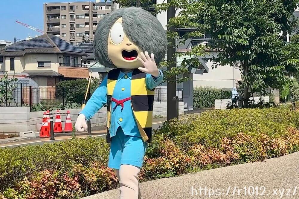 水木しげるゾーンを歩く鬼太郎