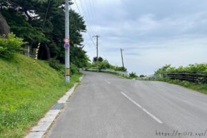 ティーショップ夕日前の道