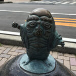 妖怪ブロンズ像 百目
