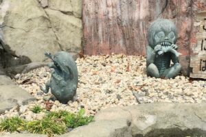 妖怪ブロンズ像 さざえ鬼/岸涯小僧