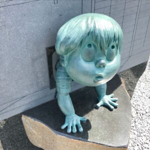 妖怪ブロンズ像 テレビくん