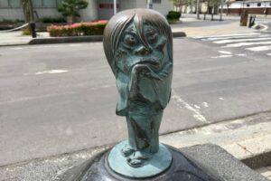 妖怪ブロンズ像 砂かけ婆