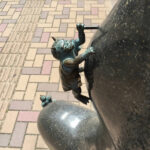 妖怪ブロンズ像 家鳴り