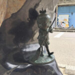 妖怪ブロンズ像 魔女の花子